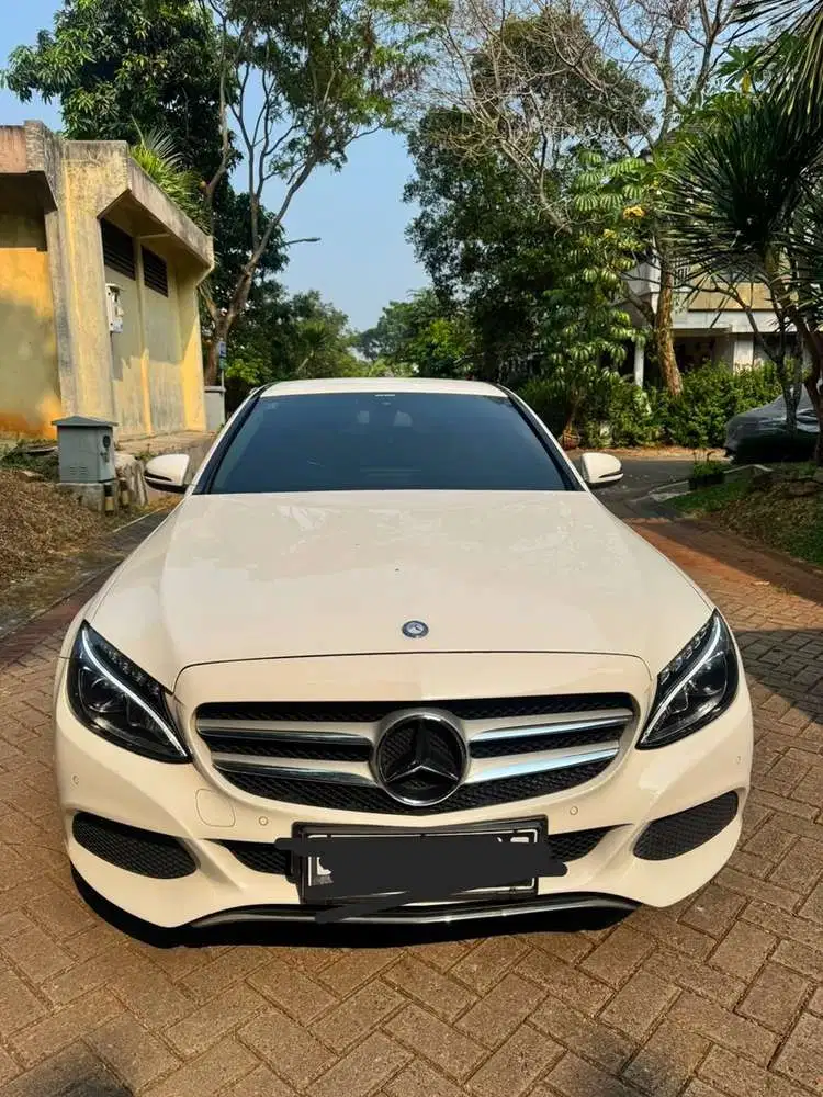 Mercedes-Benz C200 2016 Bensin