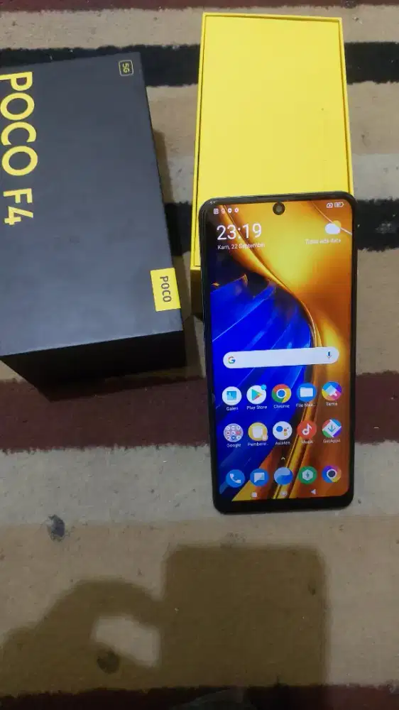 Poco f4 5G 6/128 (bisa tt