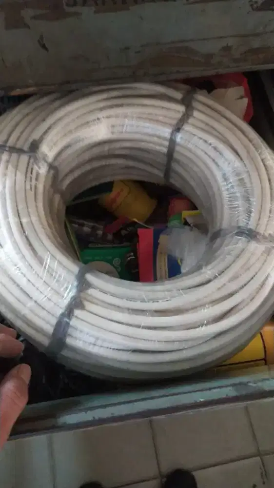 Kabel Eterna kondisi masih baru