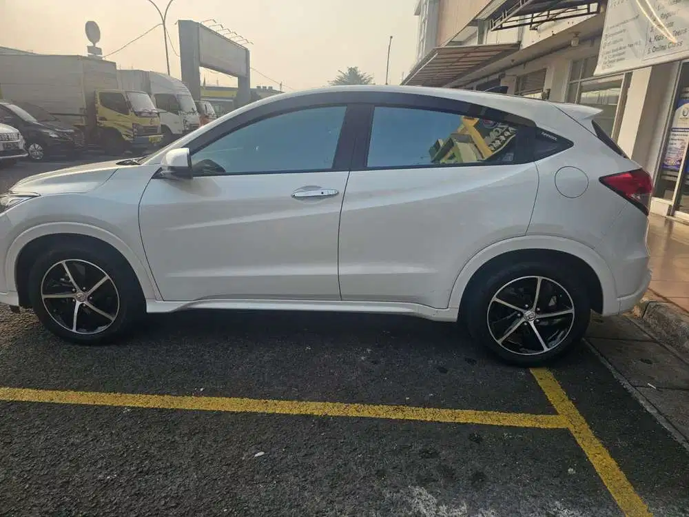 Honda HR-V 2021 Bensin