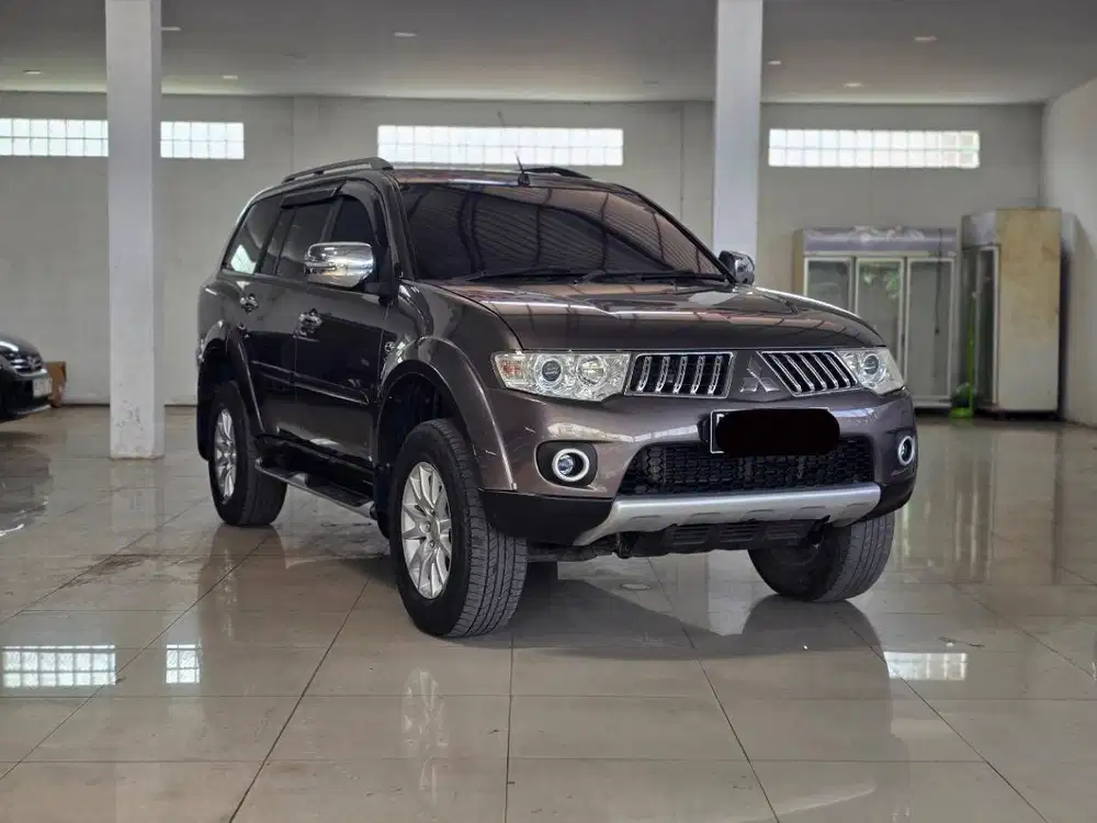 (TDP 30 JUTA) Mitsubishi Pajero Sport 2.5 GLS Manual 2011