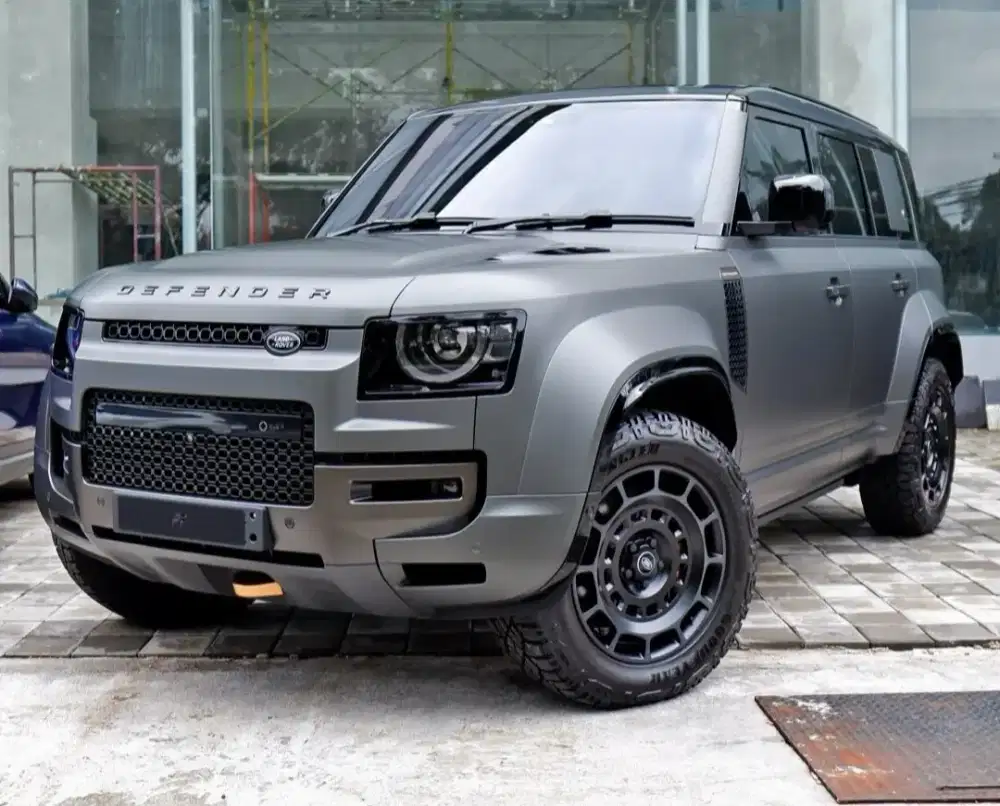 Land Rover Defender 110 Octa Edition One 2025