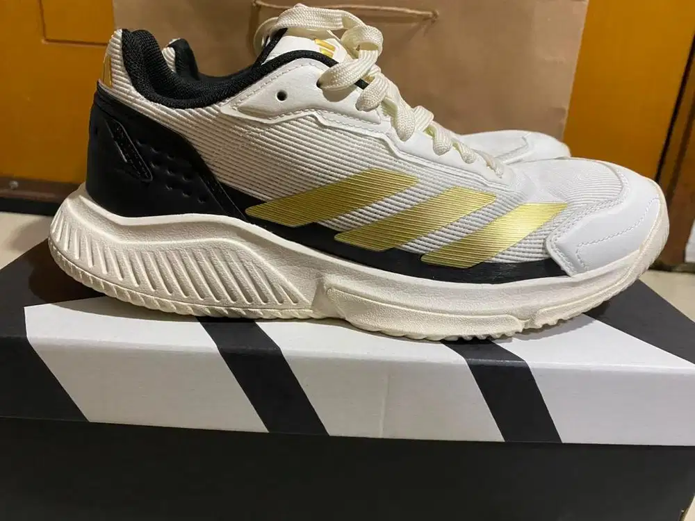 WTS Adidas CourtQuick White/Black/Gold