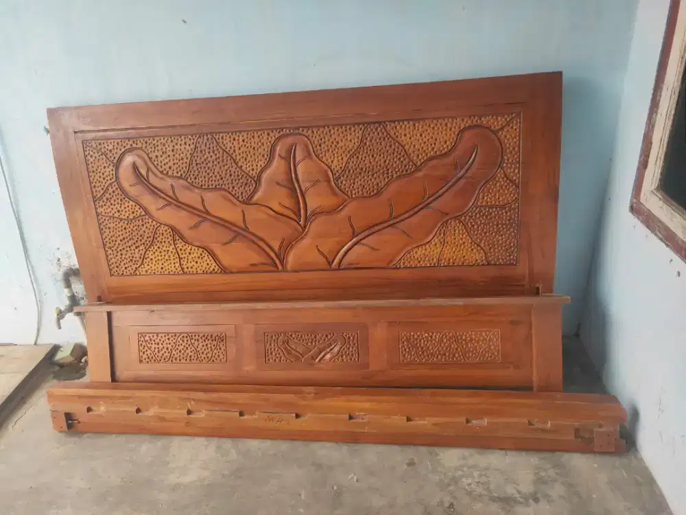 Di jual tempat tidur/risbang