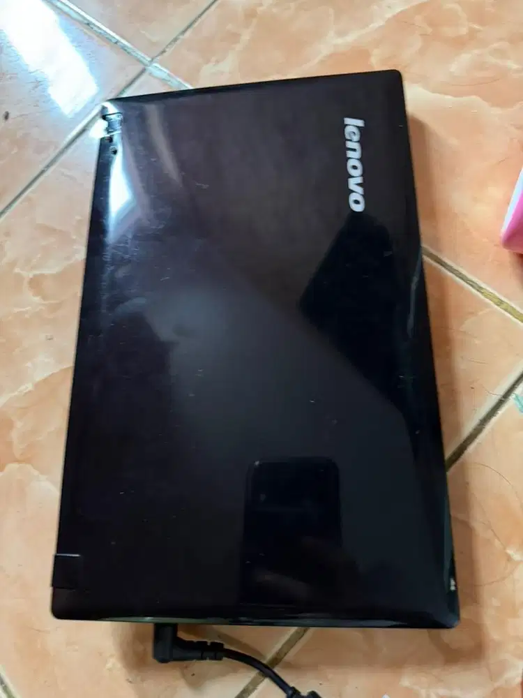 Leptop lenovo bekas