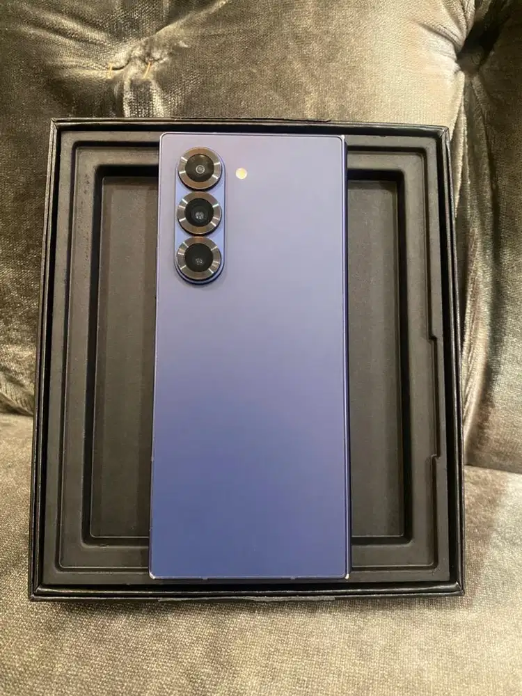 Samsung Z Fold 6 512 GB SEIN lengkap