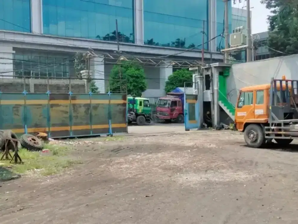 GUDANG + KANTOR DI JL. KALIANGET SELANGKAH DARI TANJUNG PERAK