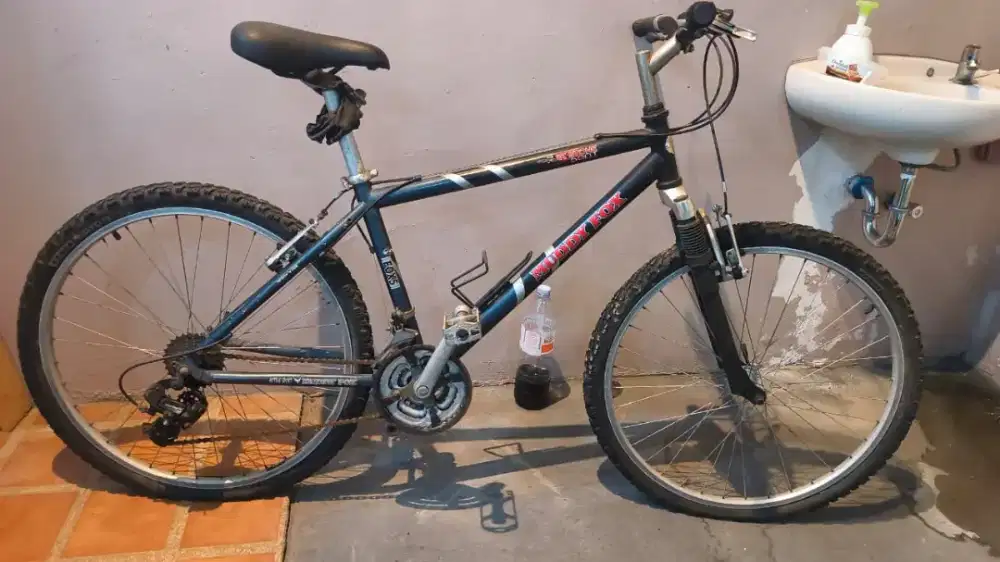 Dijual MTB MUDDY FOX 26 klasik,
frame Chromoly kondisi apaadanya