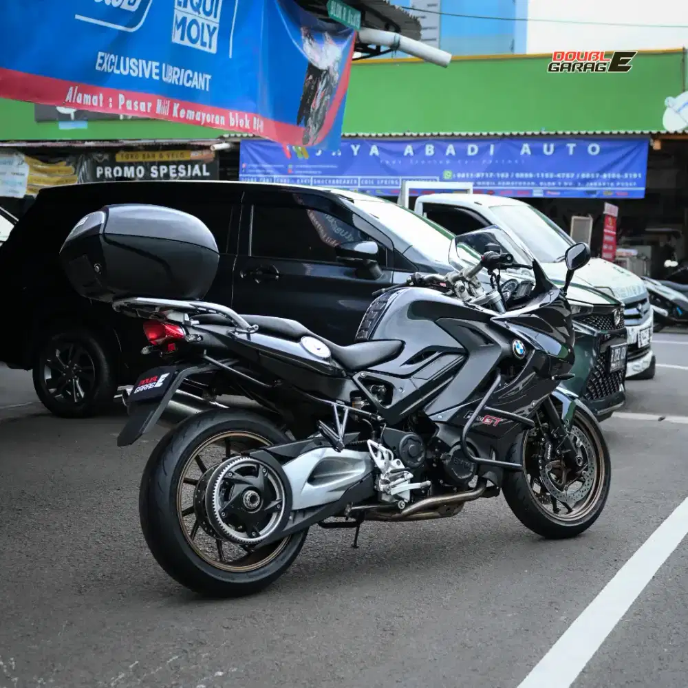 MW F800 GT 2014 HITAM FULL PAPER