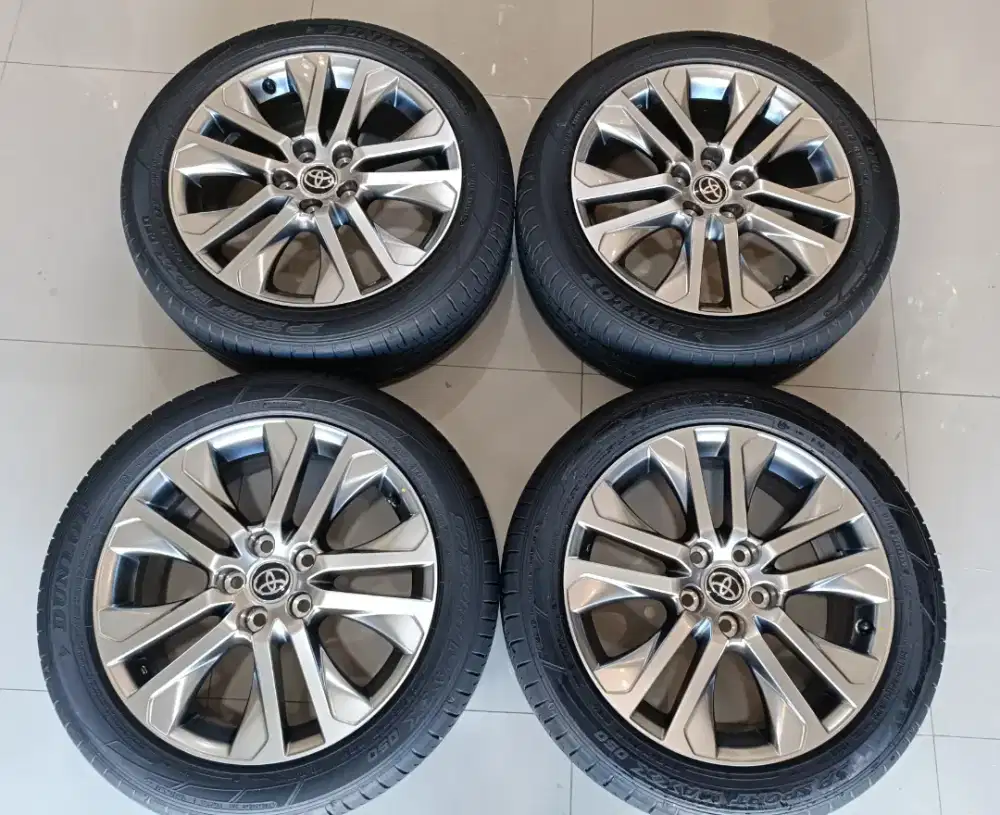 OEM Innova Zenix Q R18