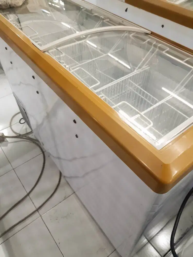 freezer box bekas