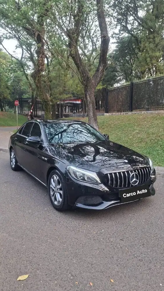 Mercedes Benz C200 2016 Record Low Km