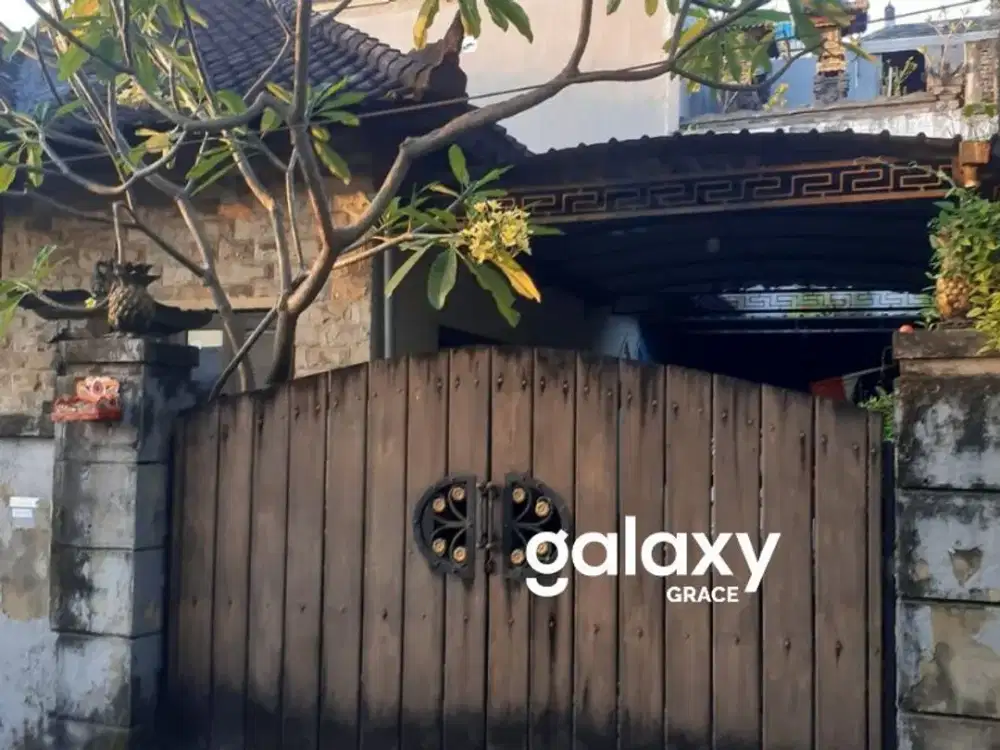 DIJUAL RUMAH DI MAHENDRADATTA PADANGSAMBIAN DENPASAR