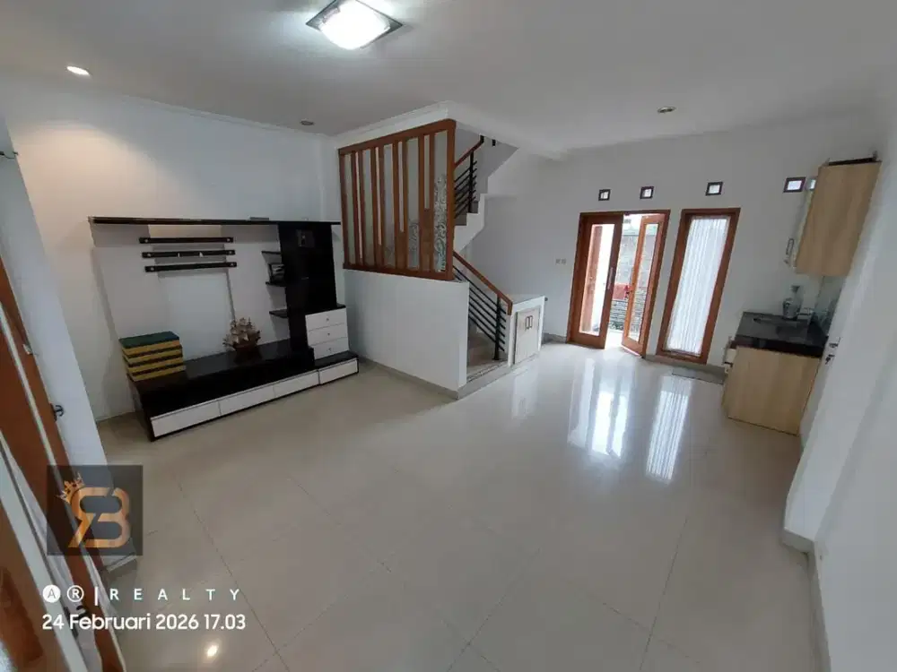 RUMAH BAGUS DI SAYAP DAGO BANDUNG 4 Kamar Tidur, 5 Kamar Mandi, Harga Rp2,8 Miliar Nego