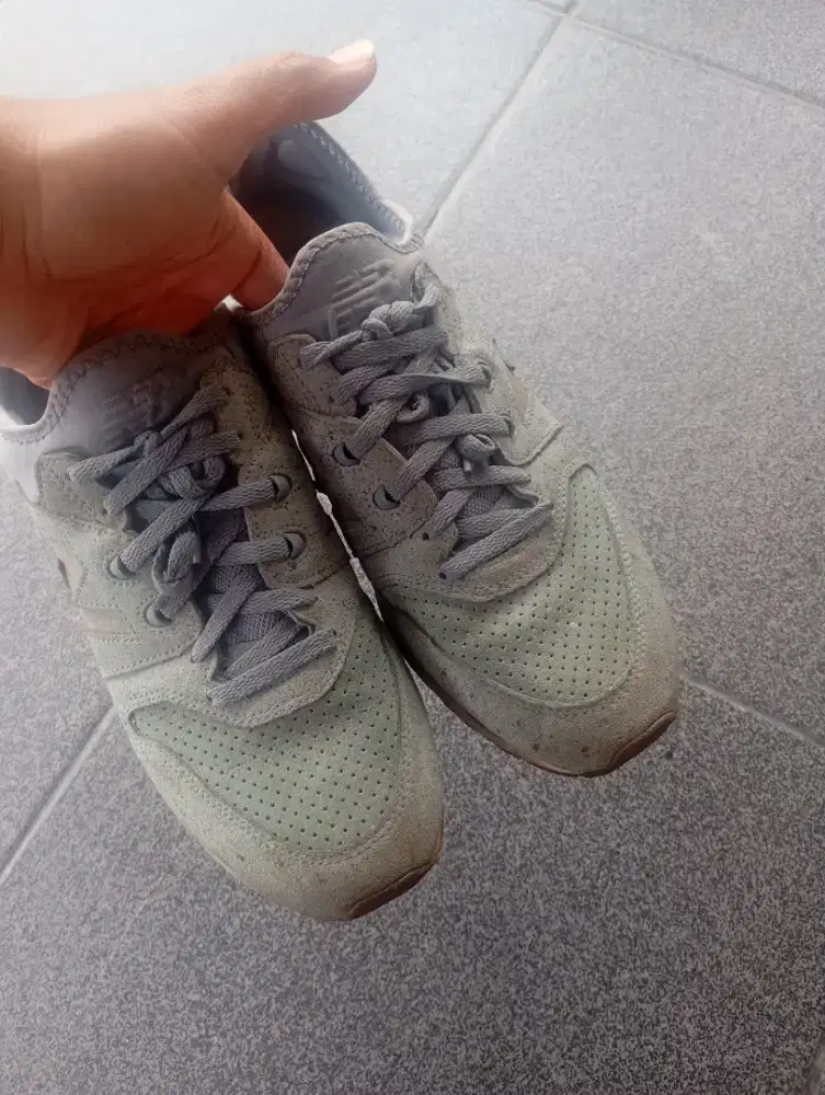 Sepatu new balance