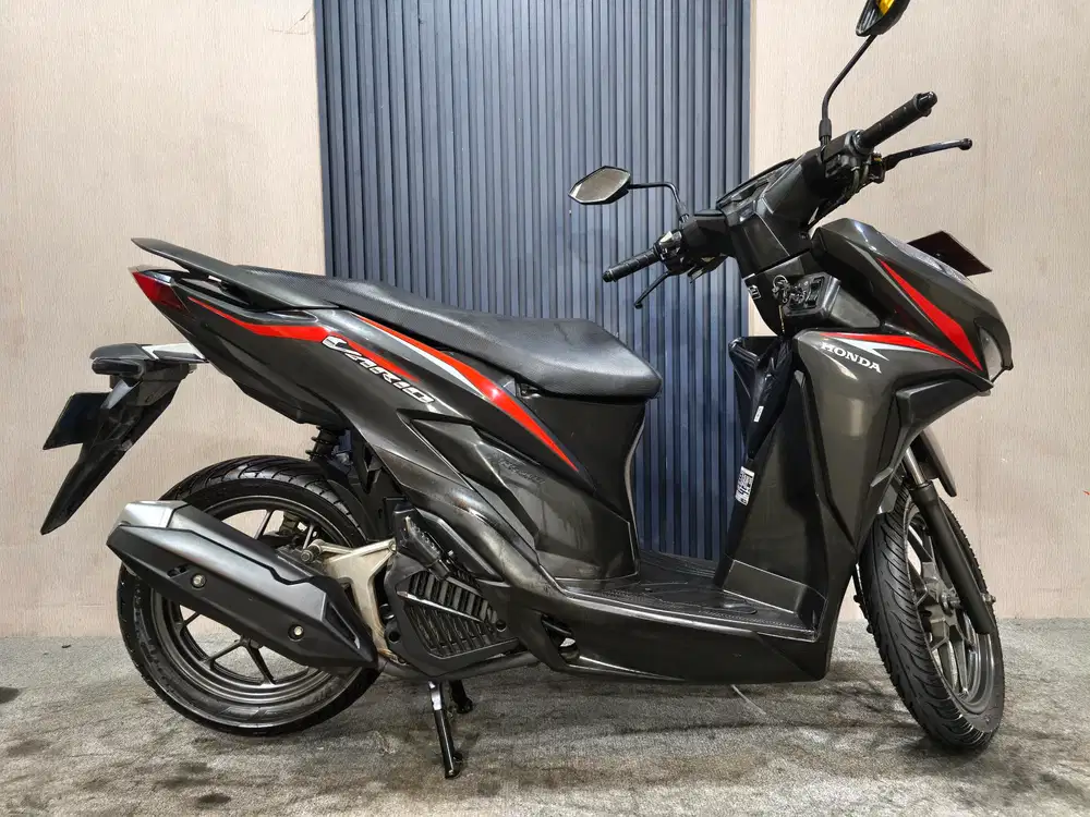 Vario 125 CBS 2018 istimewa mulus terawat siap pakai...