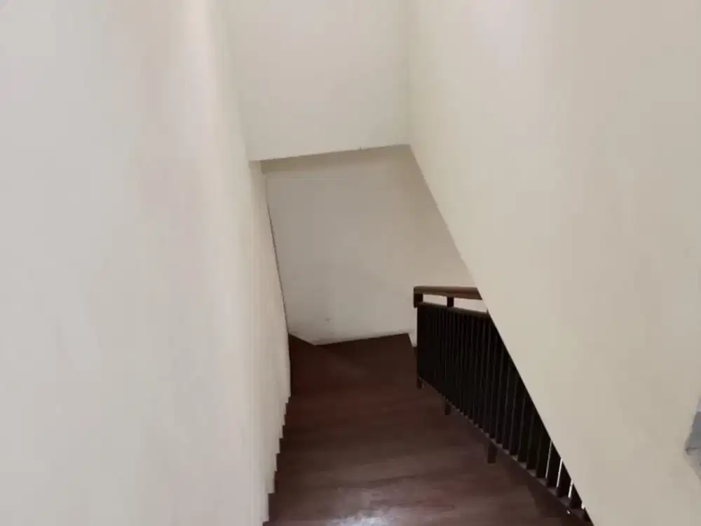 Dijual 2 unit rumah hook di pearl garden