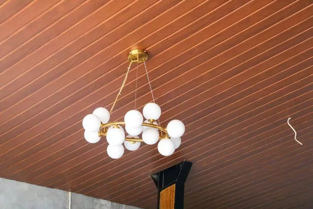 Sekat Plafon Partisi PVC GRC Gypsum Jasa Tukang Pasang Wall Moulding