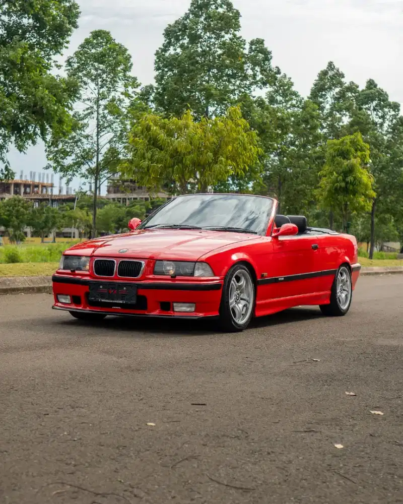 BMW 325i Convertible E36 1995