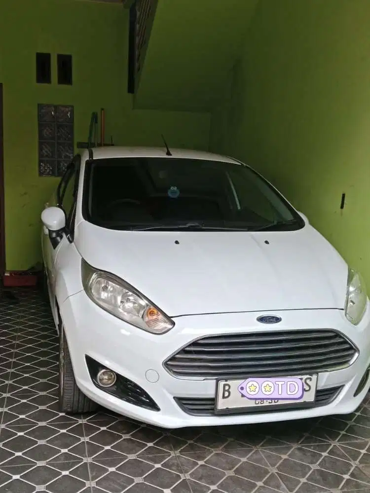 Ford Fiesta 2015 Bensin