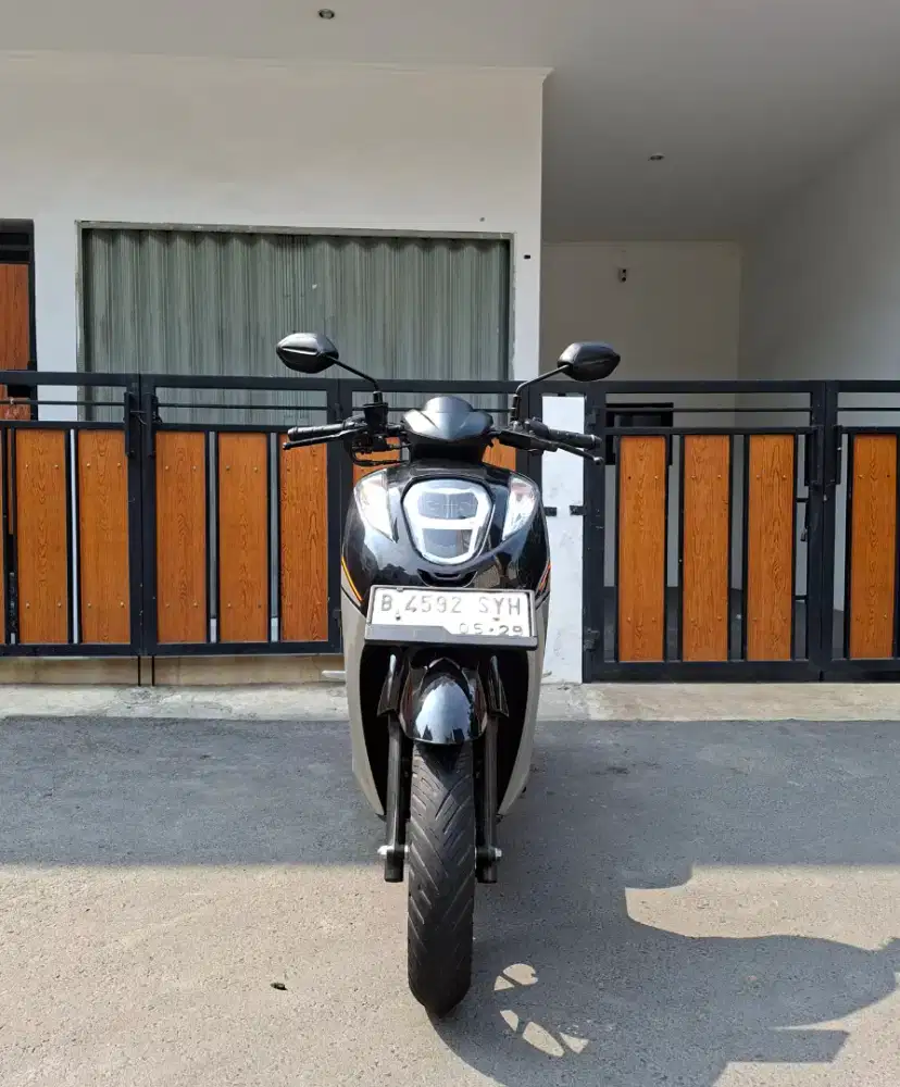 Honda Genio 110 CBS MULUSSS Pajak Hidup Panjang