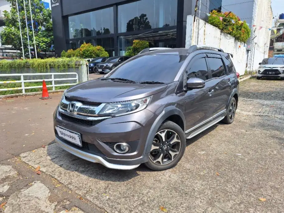 DP Murah Honda BRV  1.5 E Prestige Bensin-AT 2016 Abu-Abu