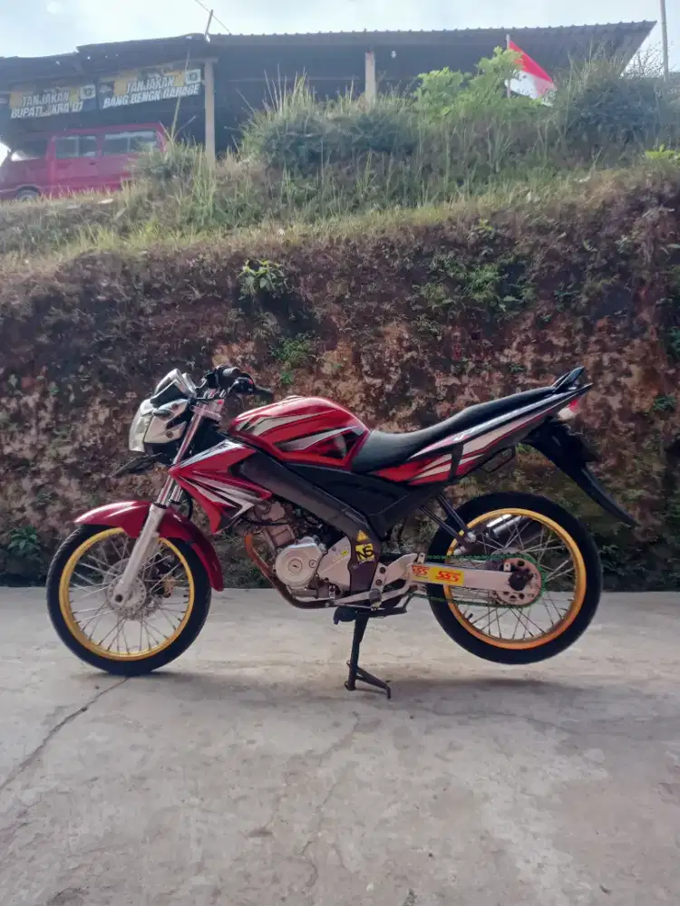 Vixion old 2012