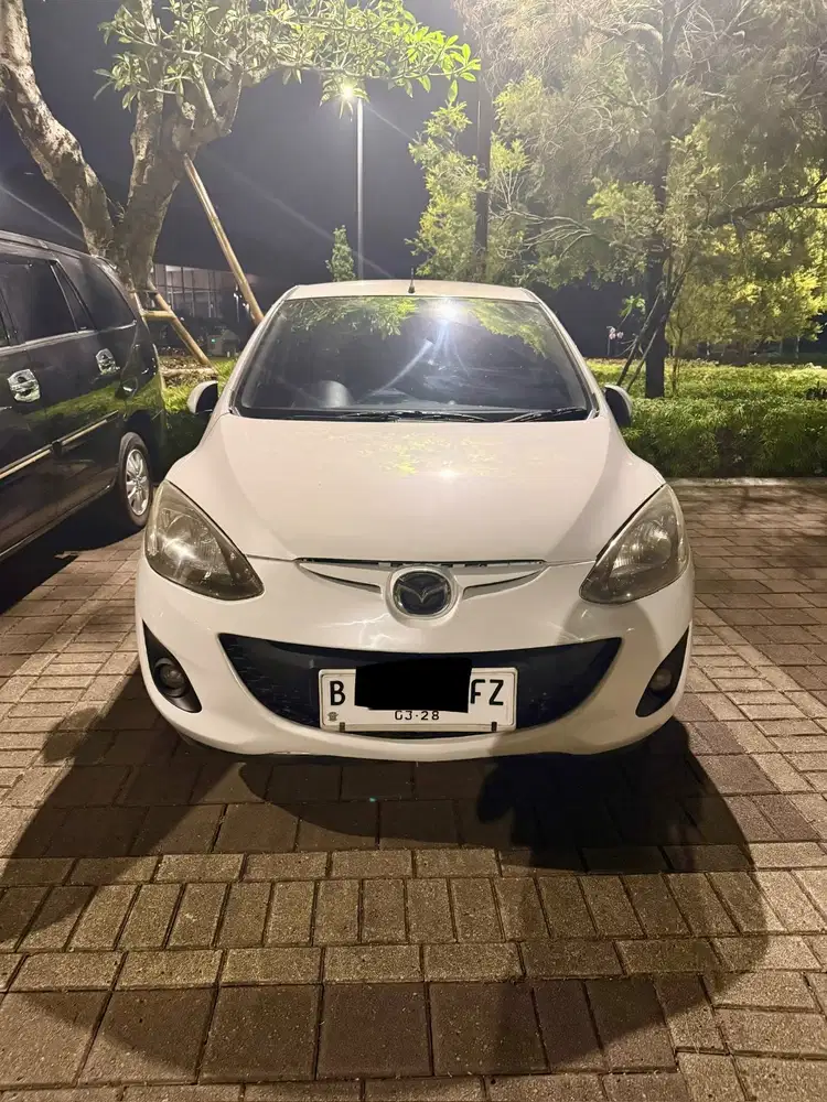 Dijual Mazda 2 2013 Sport