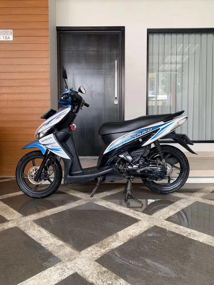 HONDA VARIO 110 2011 PAJAK ON, PLAT DKI, SRT LGKP, MESIN ENAK JOSSSSSS