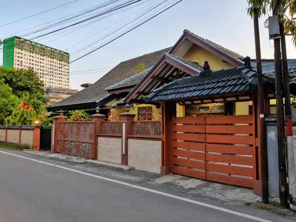 Rumah di kawasan Premium di Pegangsaan - Menteng, Jakarta Pusat