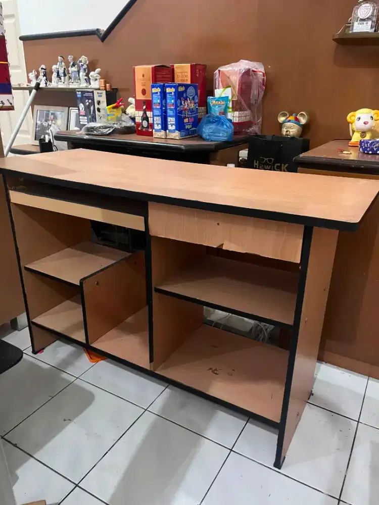 Dijual meja komputer