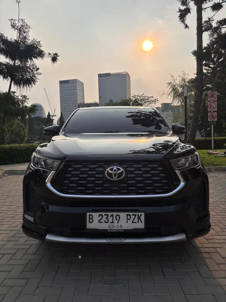 Toyota Zenix V Hybrid Modellista 2023