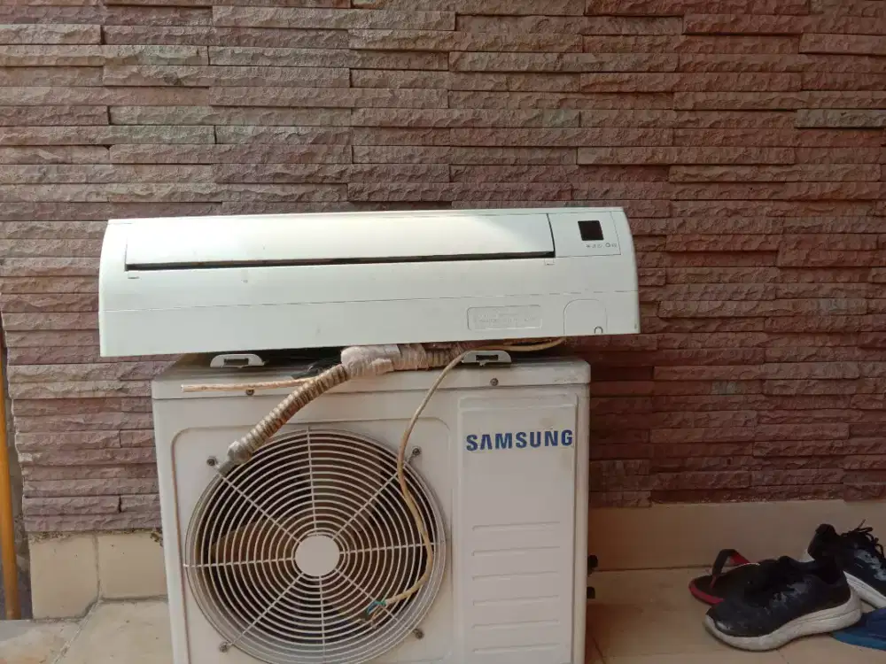 Jual Ac Samsung 1/ 2 Pk dan Spring Bed