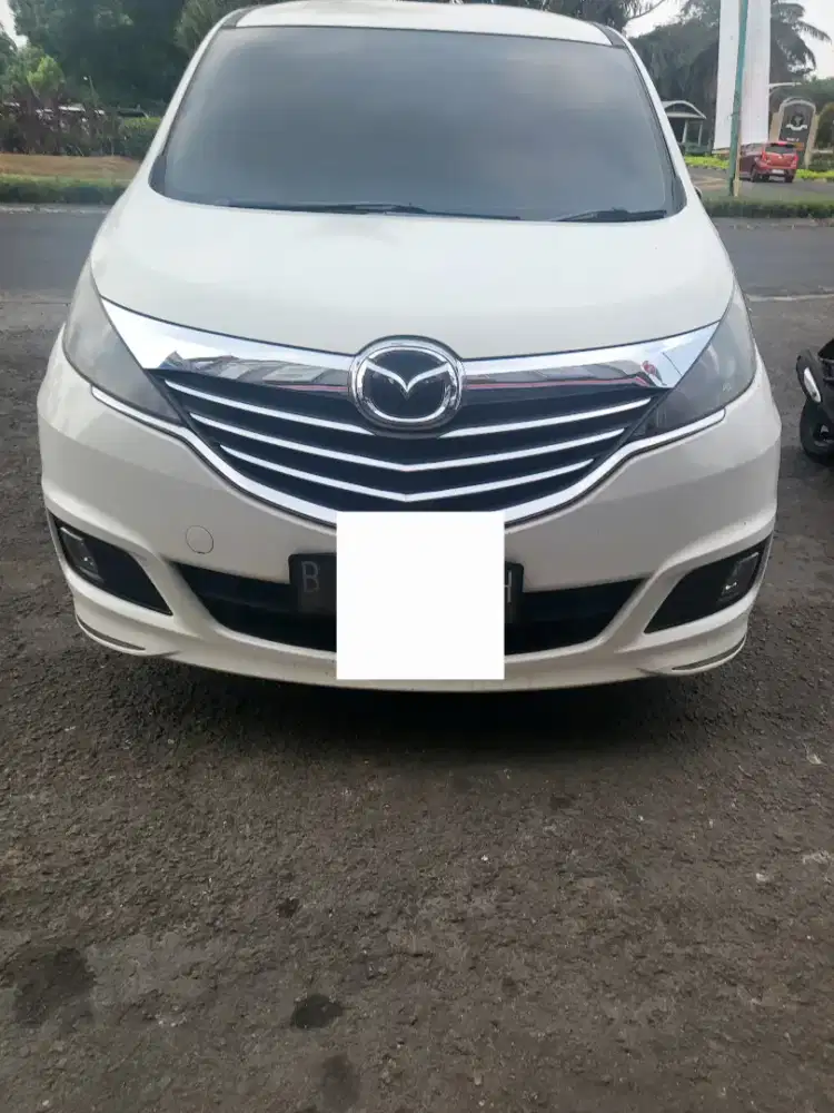 Mazda Biante 2016/ pmk 2017 2.0 skactive putih