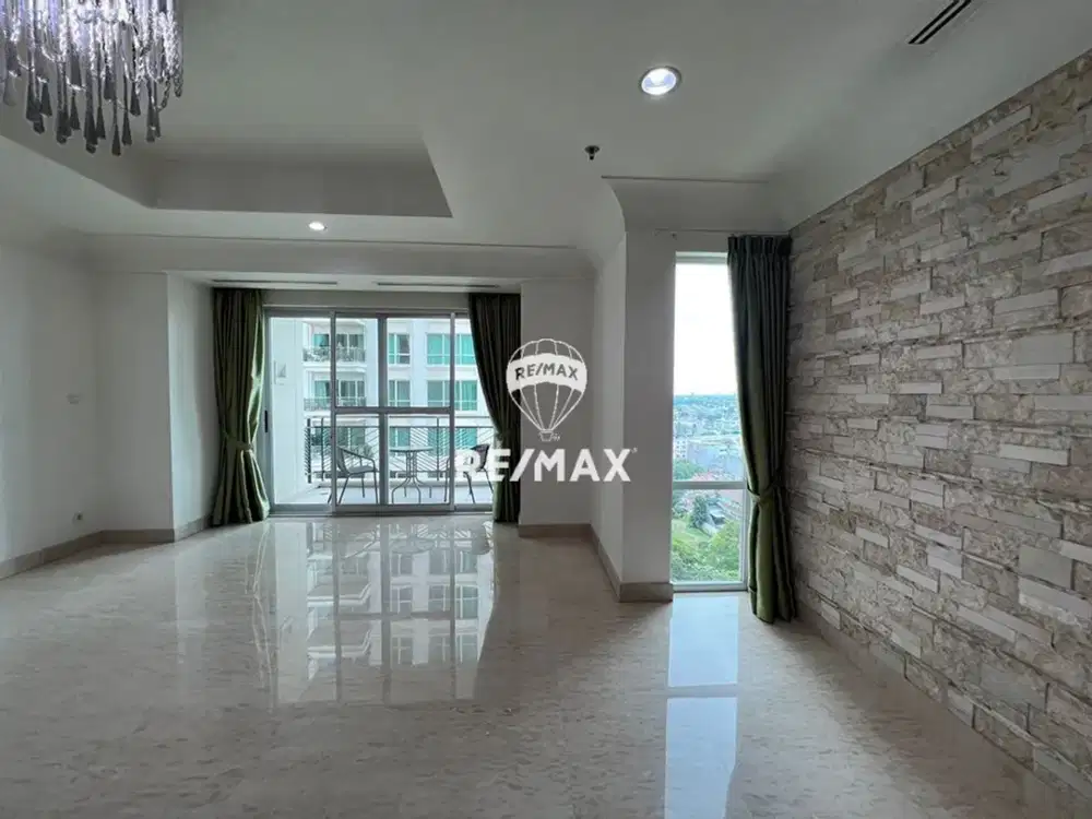 DISEWAKAN APARTEMEN  PAKUBUWONO RESIDENCE  Unit Luas 209–244 m² Non-Furnished