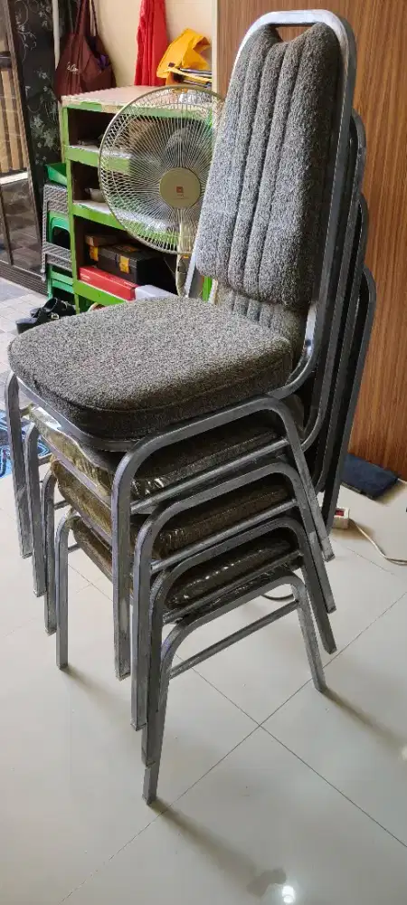 Kursi Meja Makan