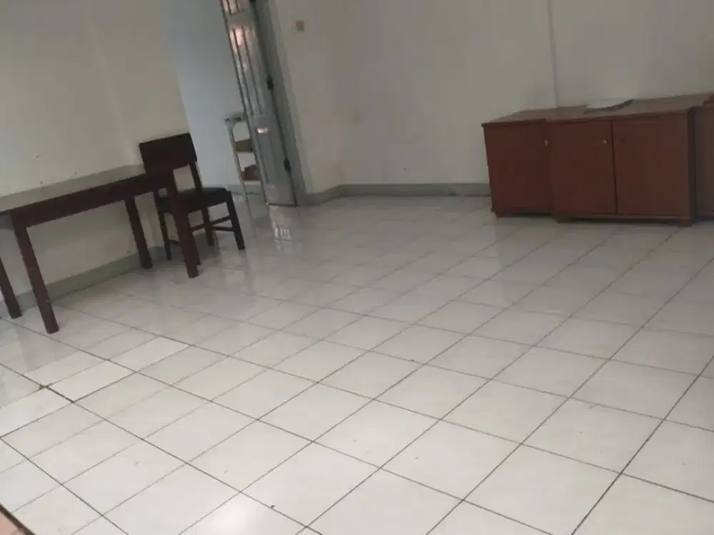 DISEWAKAN RUMAH SAYAP SUDIRMAN BANDUNG