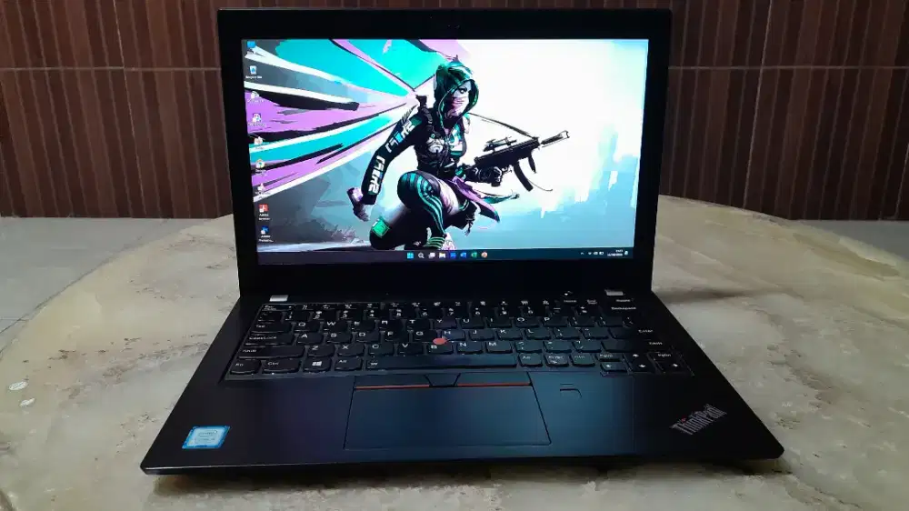 Thinkpad Lenovo X280 core i5 Ram 8GB ssd m2 256GB Backlight GEN 8