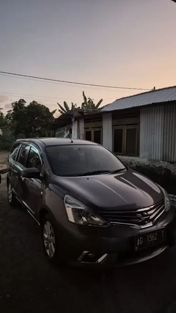 Grand Livina SV 2014