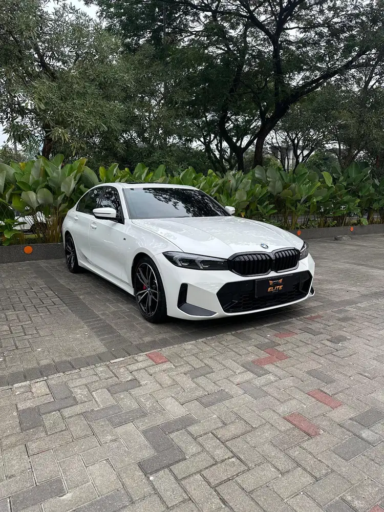 BMW 330i LCI M Sport Pro 2024