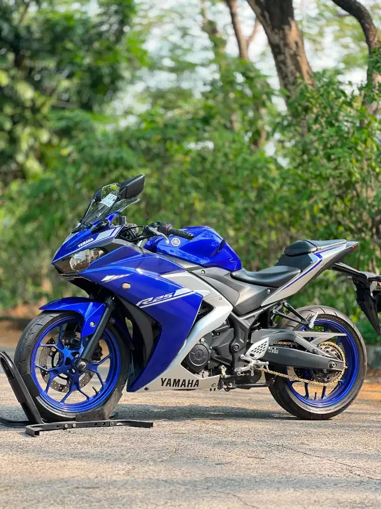 YAMAHA R25 OLD BIRU 2017 KM RENDAH PAJAK ON SUPER GRESS