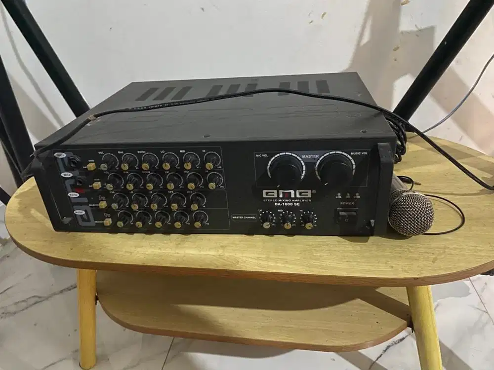 PAKET KARAOKE BMB CS-350V MKII + AMPLIFIER DA-1600 SE + MIC + STAND