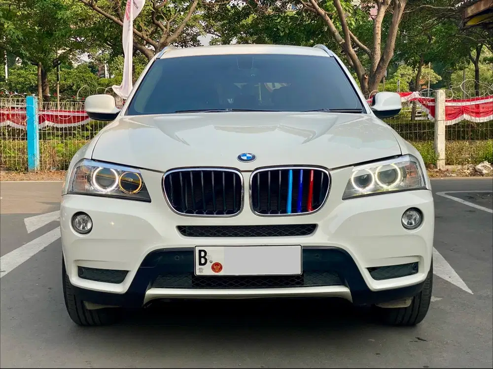 BMW X3 XDRIVE20d AT PUTIH 2013