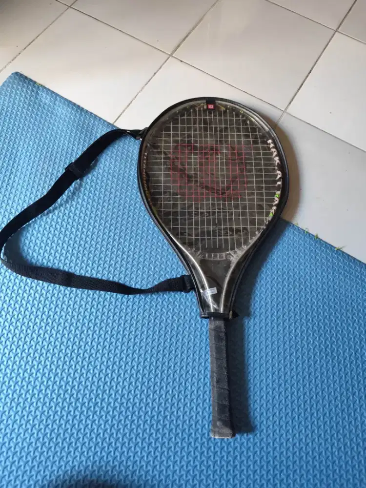 Raket Tennis Merk Wilson