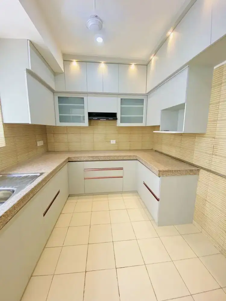 Custom kitchen set minimalis wardrobe bedroom set livingroom room
