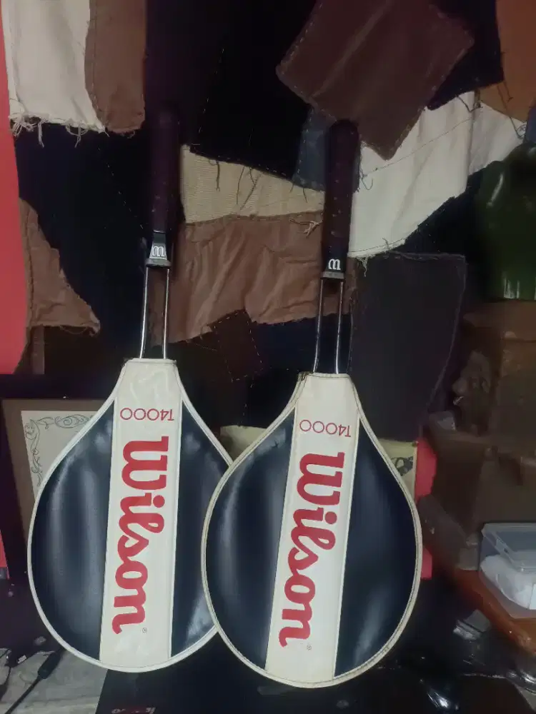 Sepasang raket tennis T4000 vintage