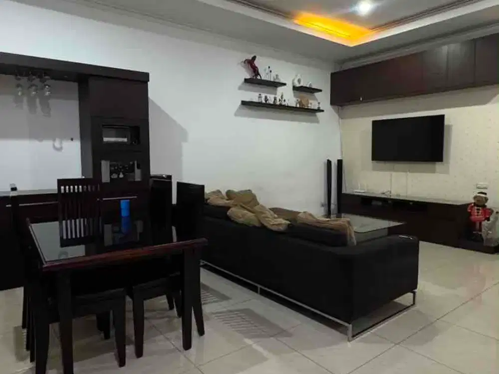 DIJUAL RUMAH SINGGASANA PRADANA