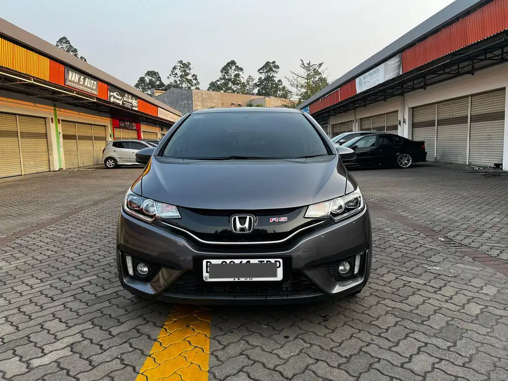 HONDA JAZZ RS CVT 2015 FACELIFT