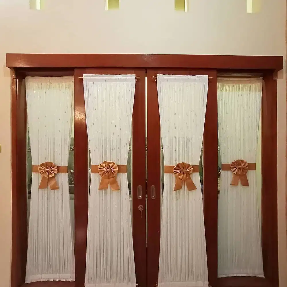 Jasa Pasang Gorden Custom Wallpaper Dinding 3D Gordyn Hordeng Korden