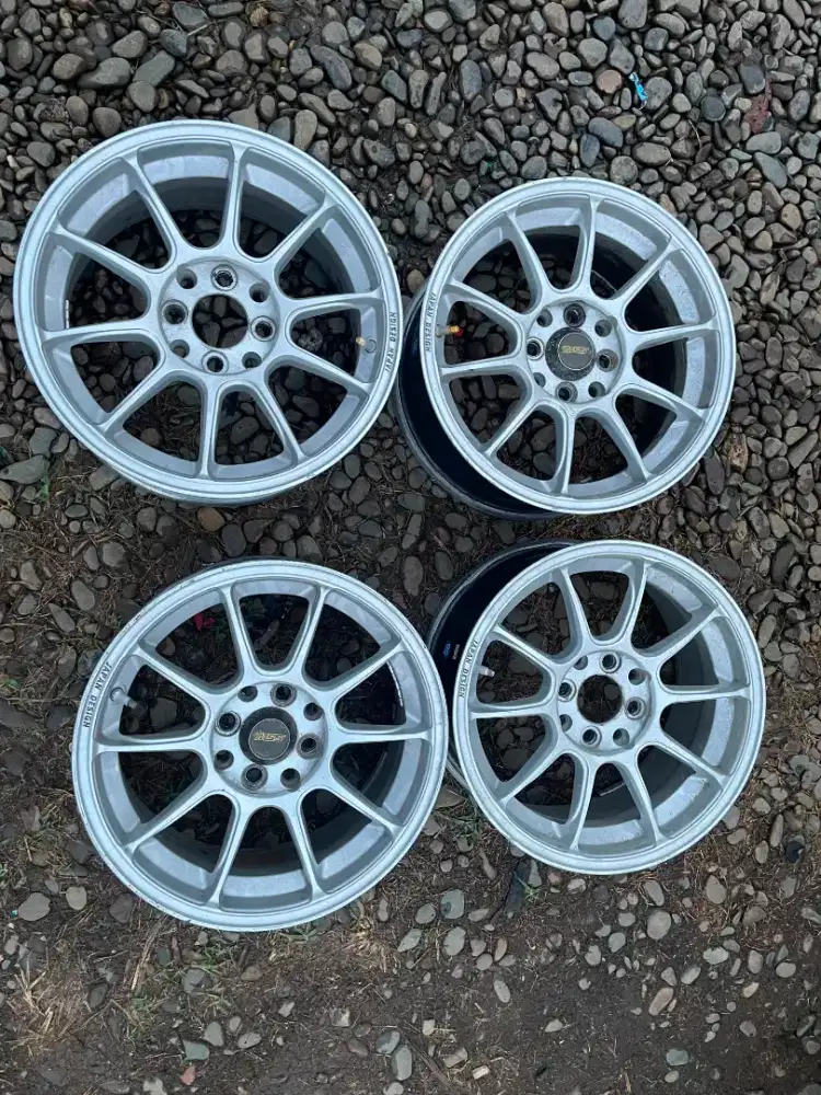Velg r15 ssw ze40 pcd 4x100/114 volkrays